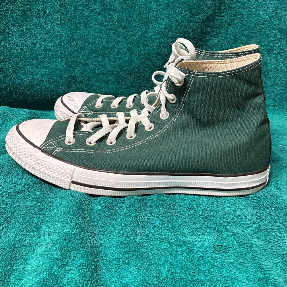 Men’s Converse Chuck Taylor All Star 70 Hi
Midnight Clover
